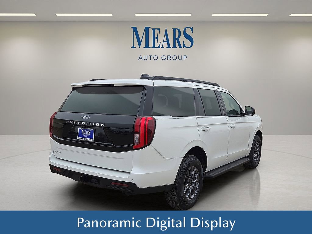 Used 2025 Ford Expedition Active image 6
