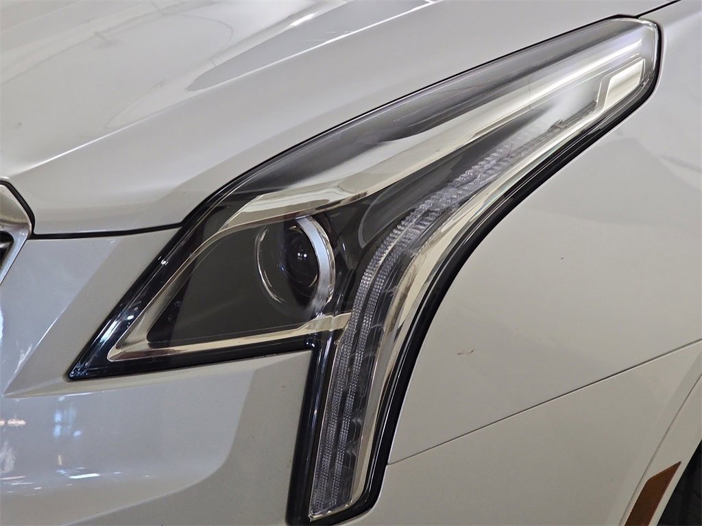 Used 2018 Cadillac XT5 Luxury image 33