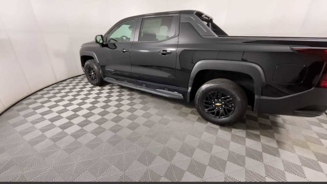 New 2024 Chevrolet Silverado EV W/T image 12