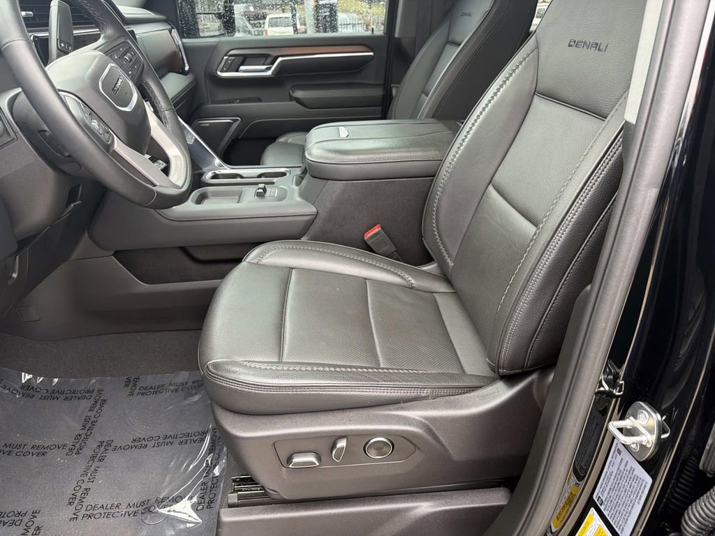 Used 2024 GMC Sierra 2500 Denali w/ Denali Reserve Package image 25