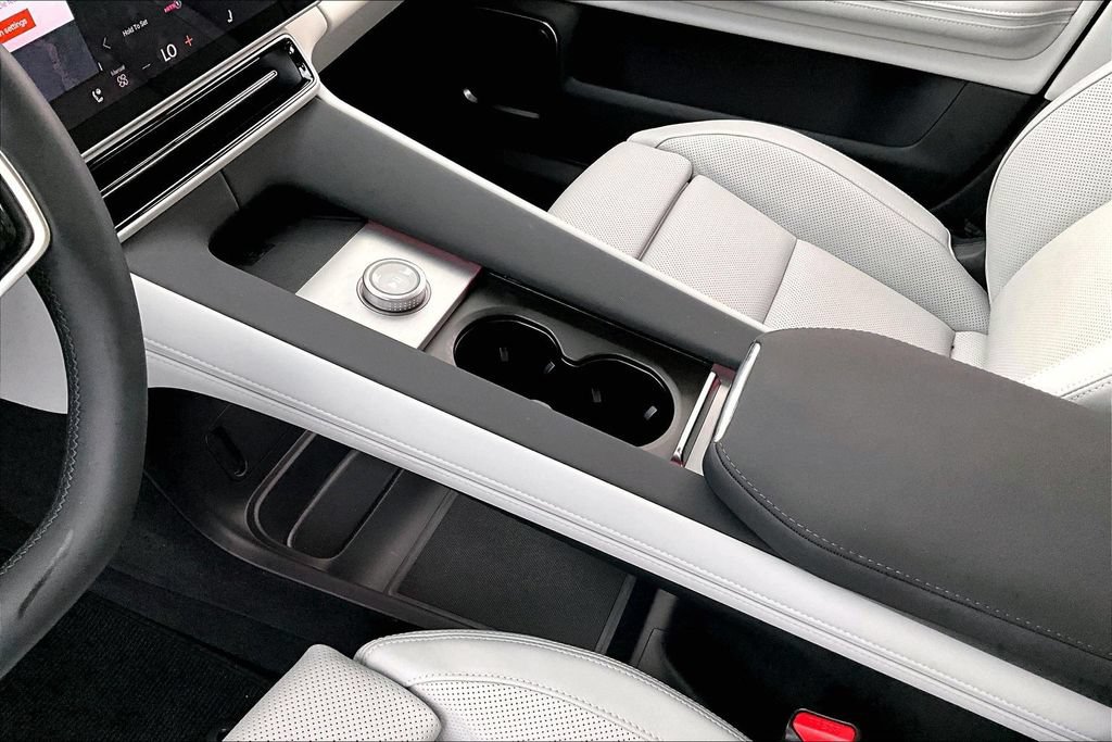 Used 2026 Polestar Polestar 4 AWD/4WD image 16