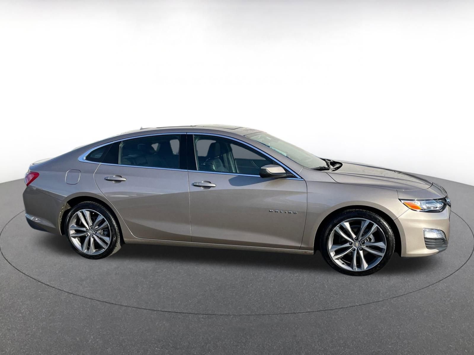 Used 2024 Chevrolet Malibu LT image 15