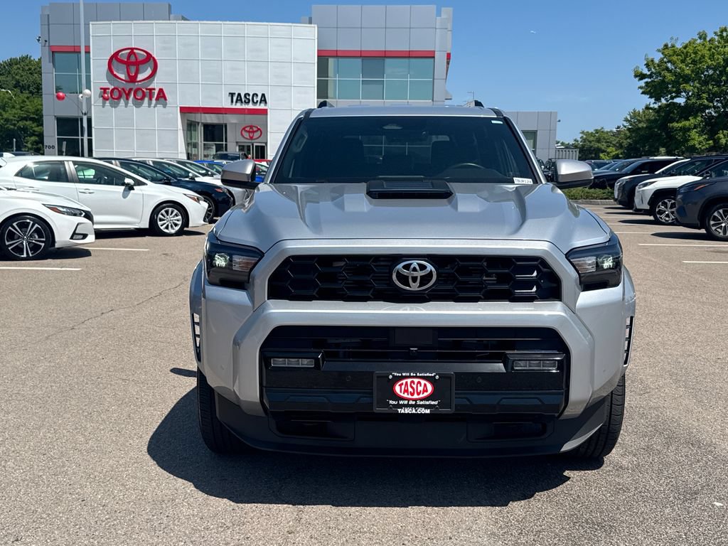 Used 2025 Toyota 4Runner TRD Sport AWD/4WD image 2