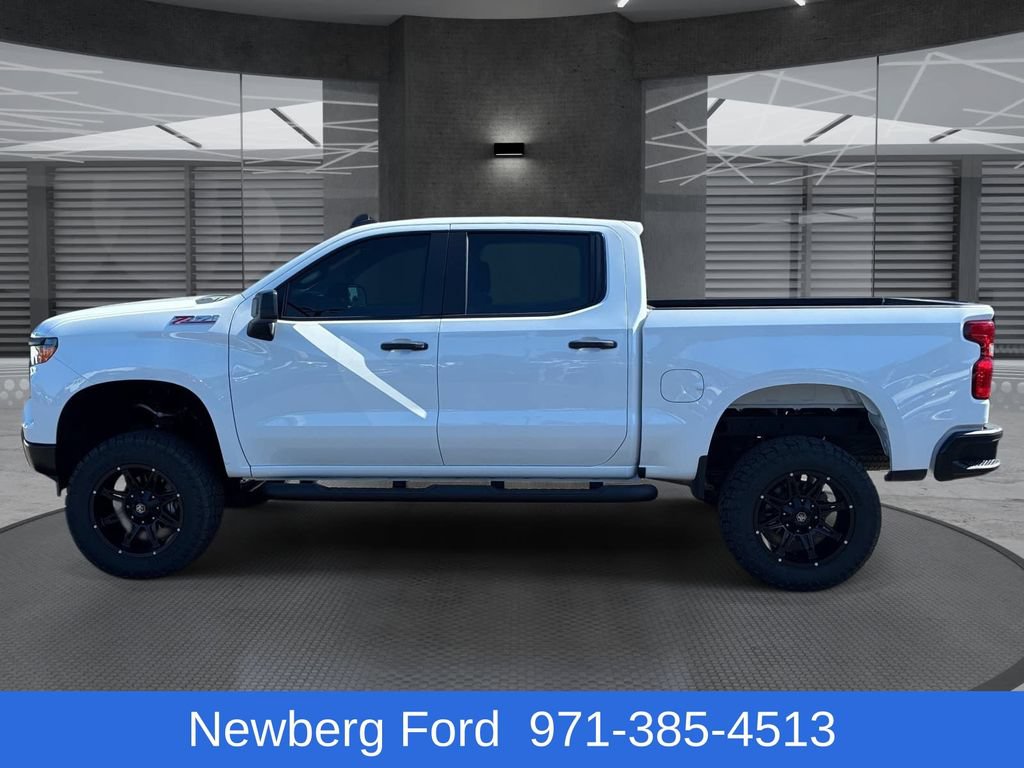 Used 2024 Chevrolet Silverado 1500 W/T w/ Z71 Off-Road Package AWD/4WD image 8