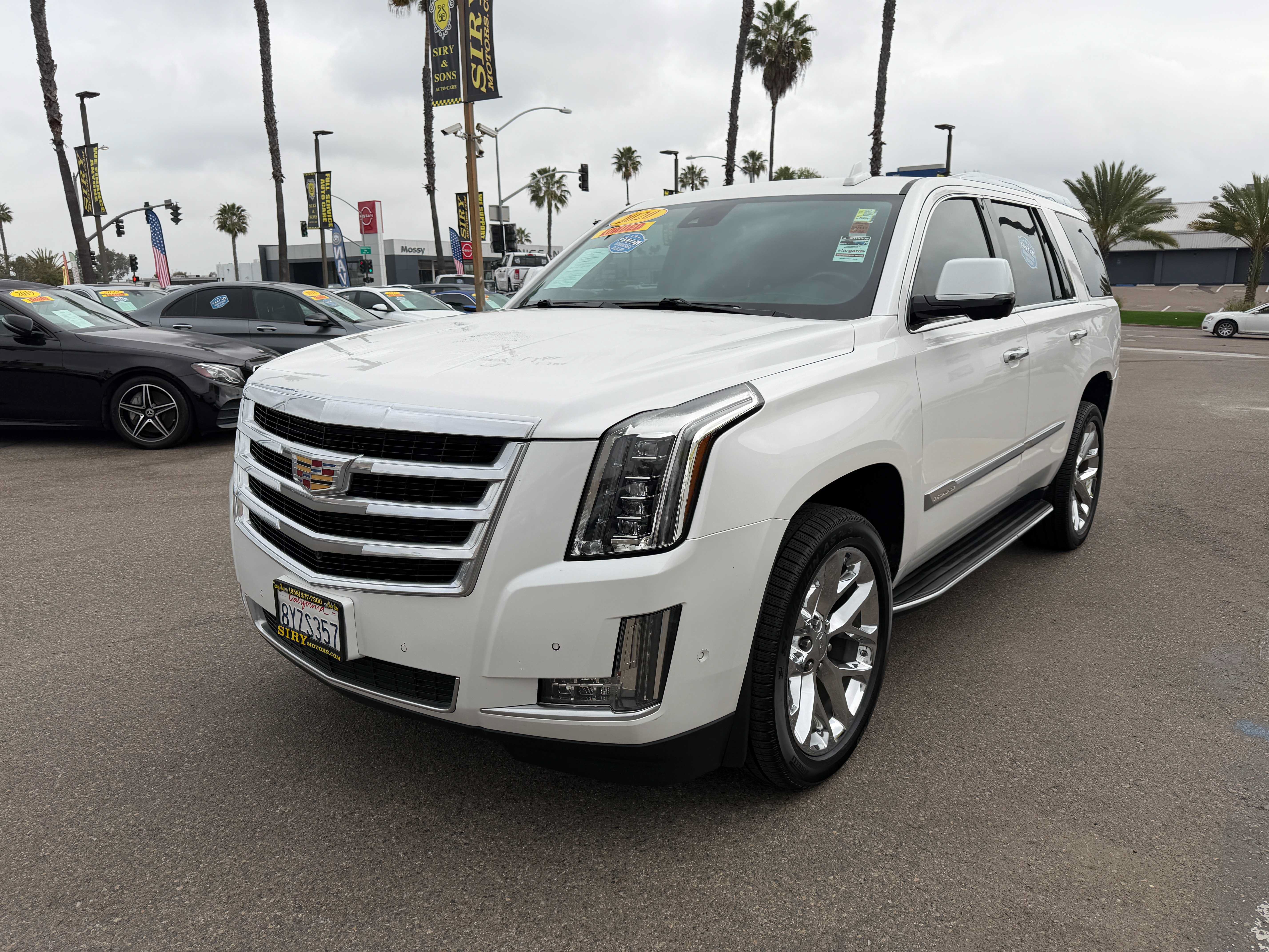 Used 2020 Cadillac Escalade Luxury RWD image 7