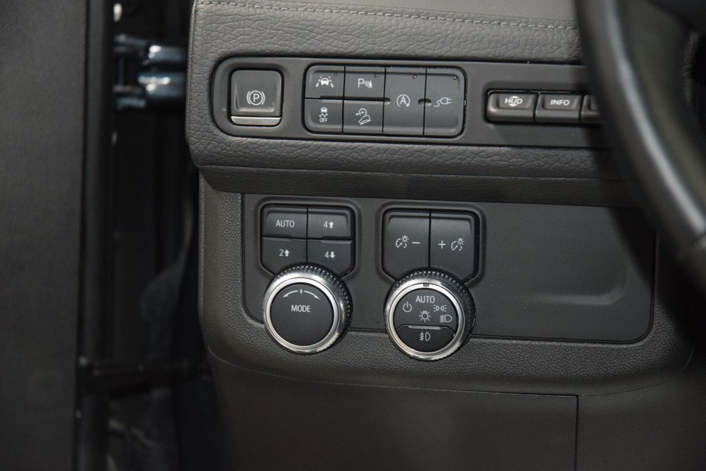 Used 2021 GMC Yukon XL Denali image 37