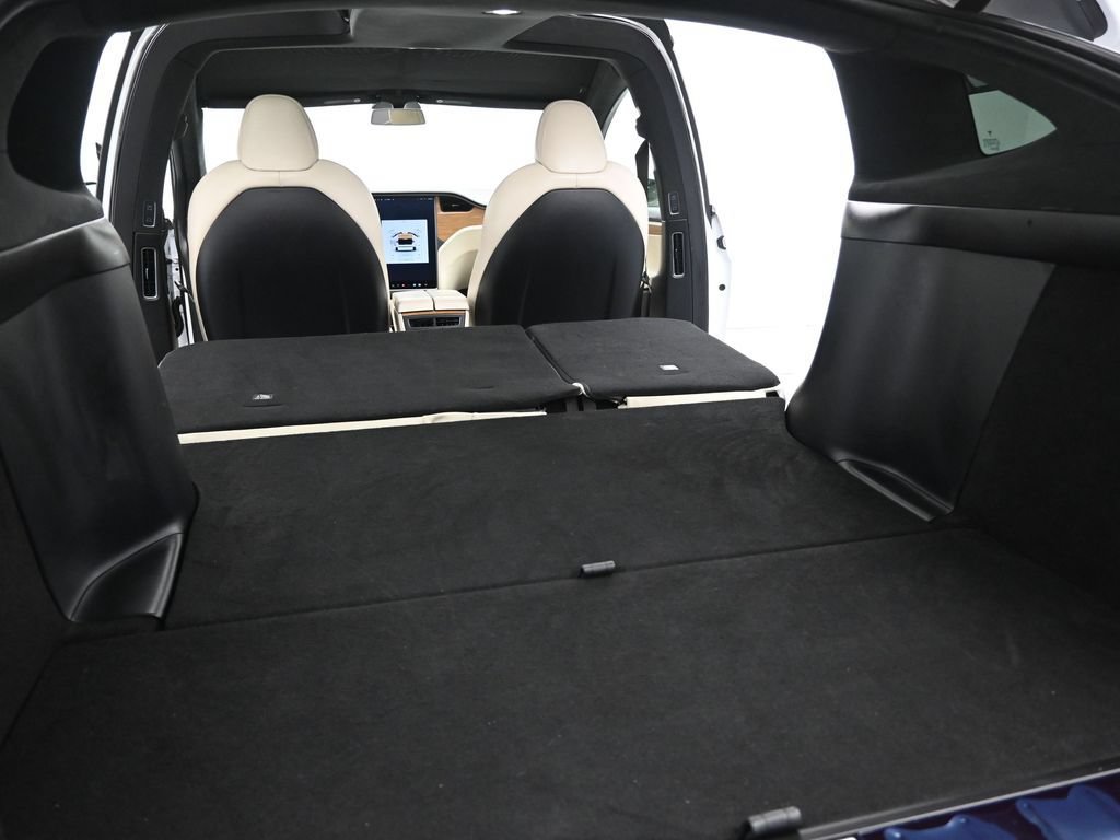 Used 2020 Tesla Model X Long Range AWD/4WD image 18