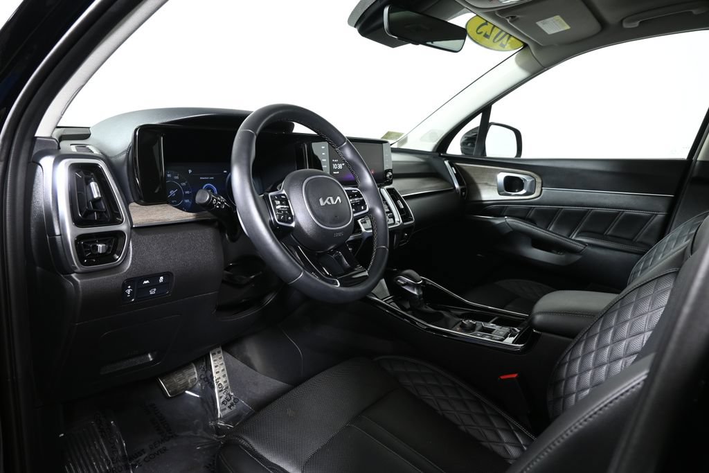 Used 2023 Kia Sorento SX Prestige AWD/4WD image 15