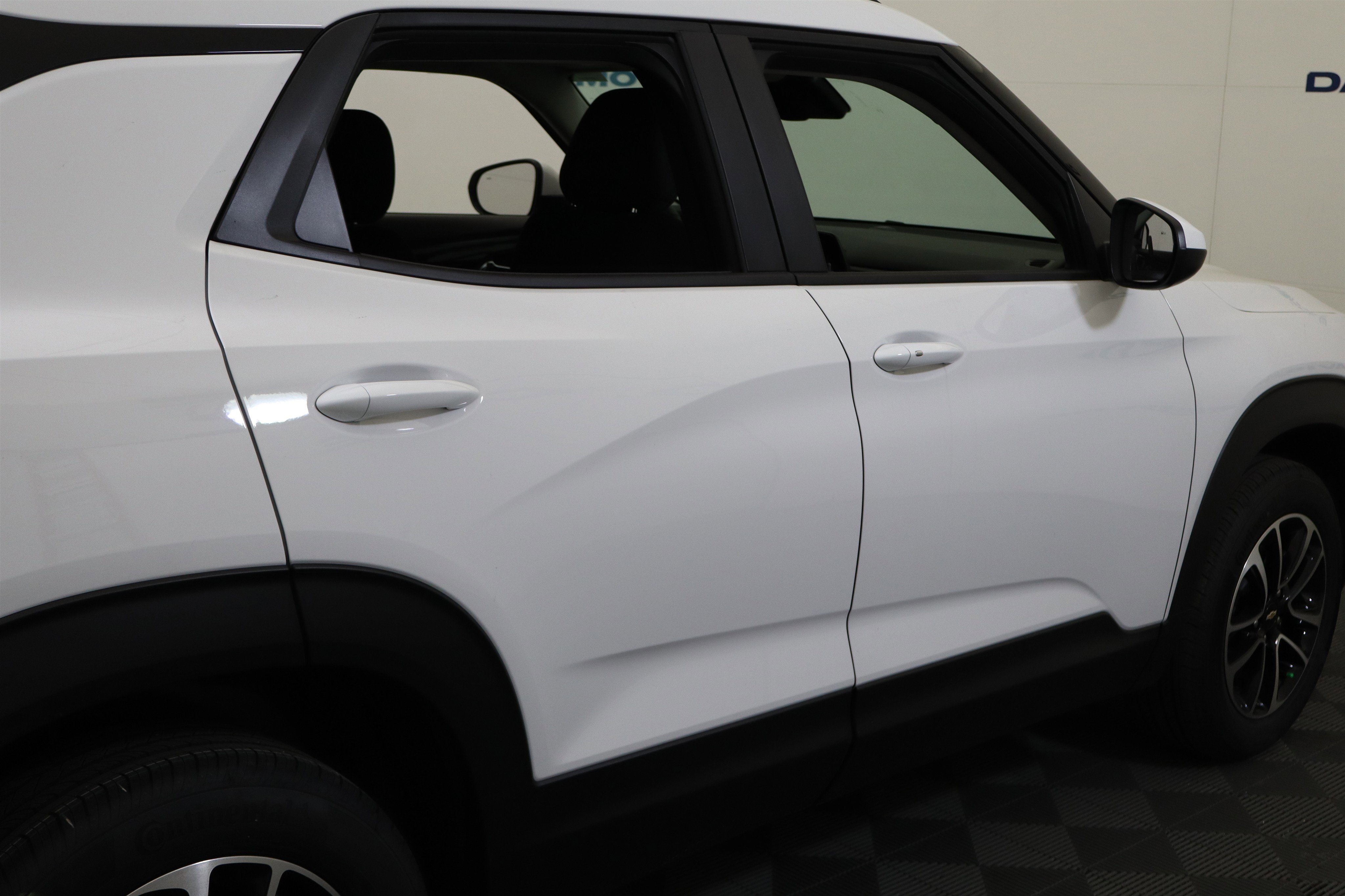 New 2026 Chevrolet TrailBlazer LT w/ LT Cold Weather Package AWD/4WD image 7