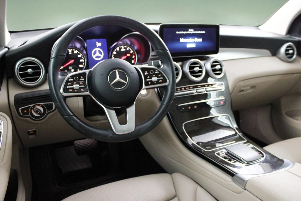 Used 2022 Mercedes-Benz GLC 300 image 17