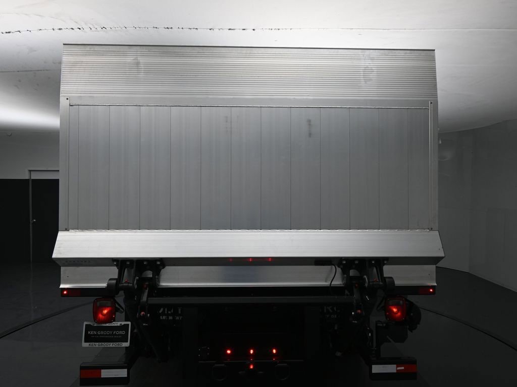 New 2025 Ford F550 2WD Regular Cab Super Duty w/ XL Chrome Package image 8