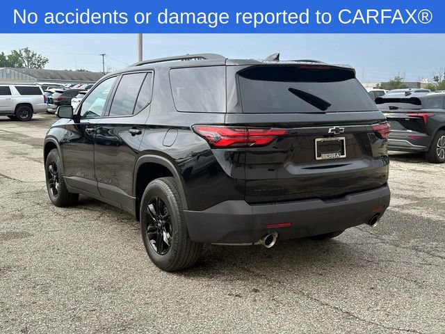 Used 2023 Chevrolet Traverse LT FWD image 3