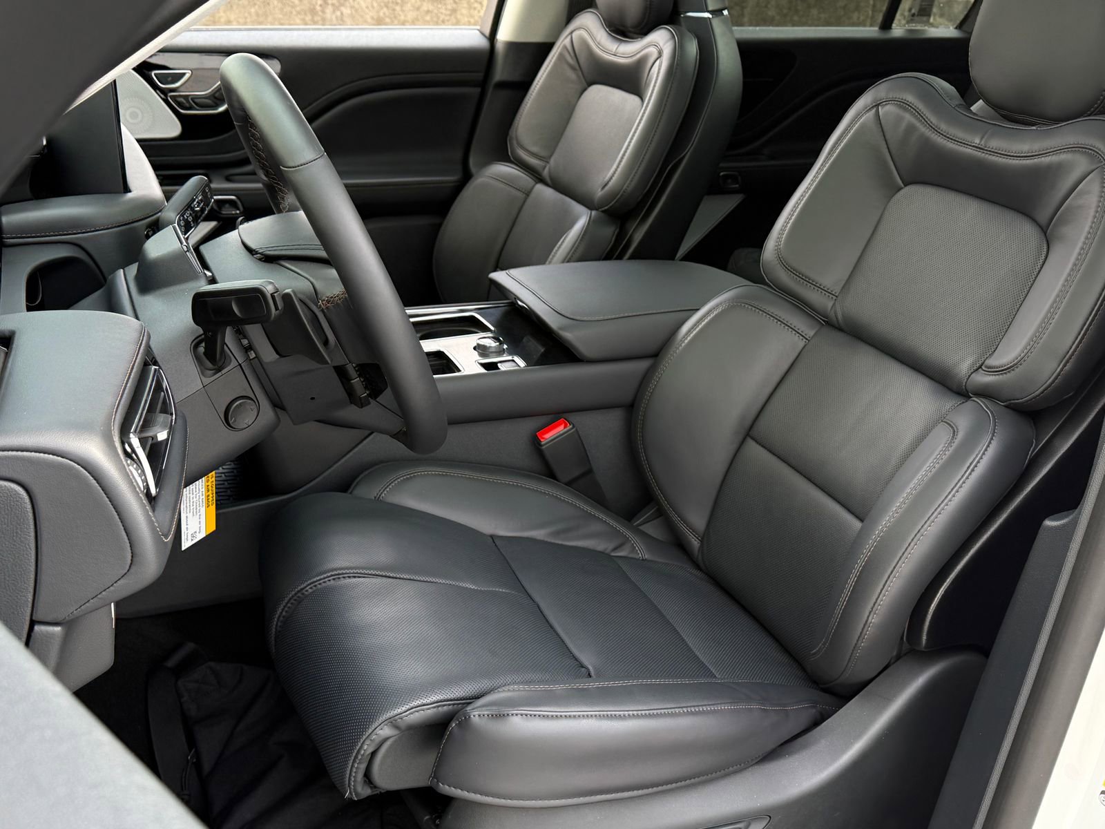 New 2026 Lincoln Aviator Reserve image 24