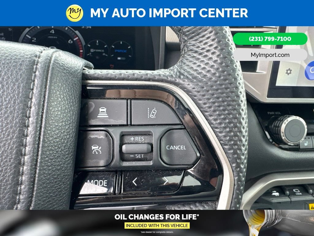 Used 2024 Toyota Tundra Limited AWD/4WD image 18