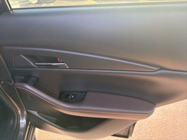 Used 2023 MAZDA CX-30 AWD 2.5 S w/ Premium Package image 33