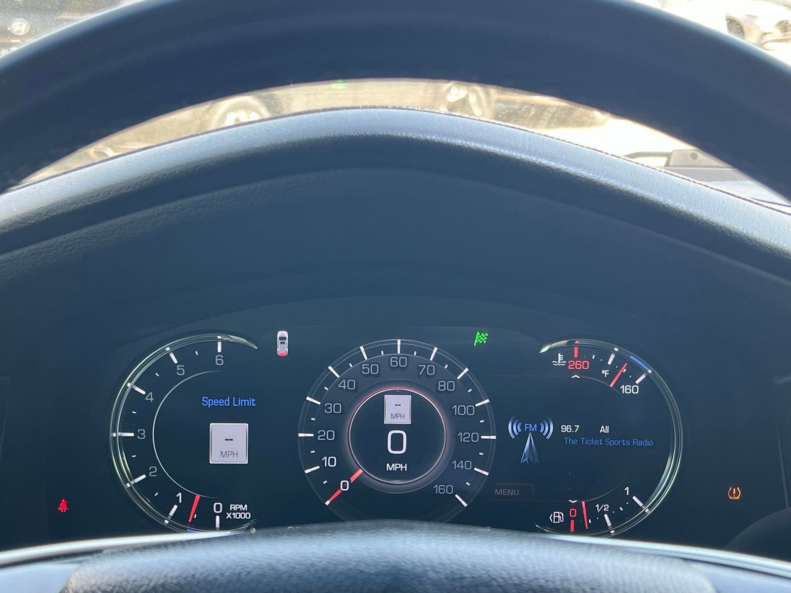 Used 2018 Cadillac Escalade Luxury RWD image 34