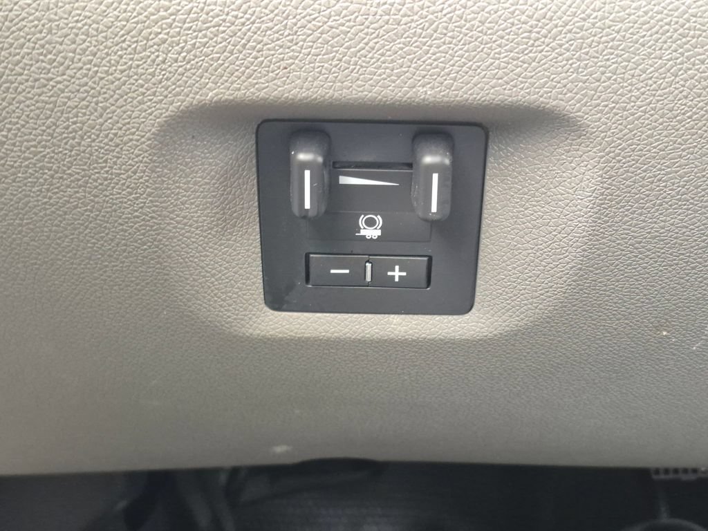 Used 2013 Chevrolet Silverado 3500 W/T w/ Snow Plow Prep Package AWD/4WD image 19