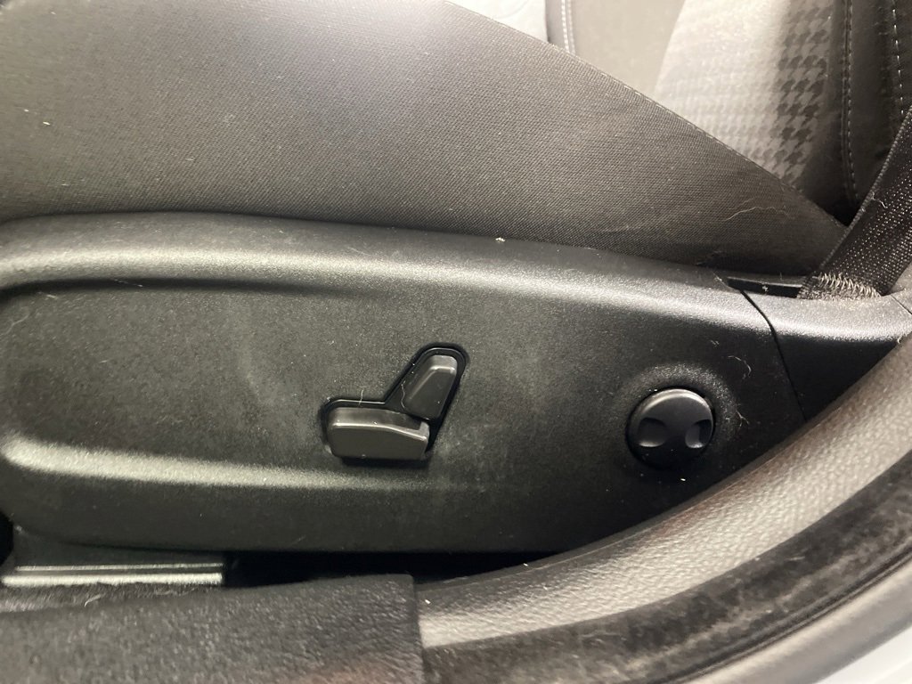 Used 2022 Dodge Charger GT image 11