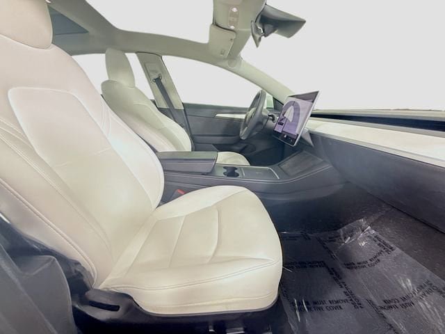 Used 2023 Tesla Model 3 Standard Range RWD image 28