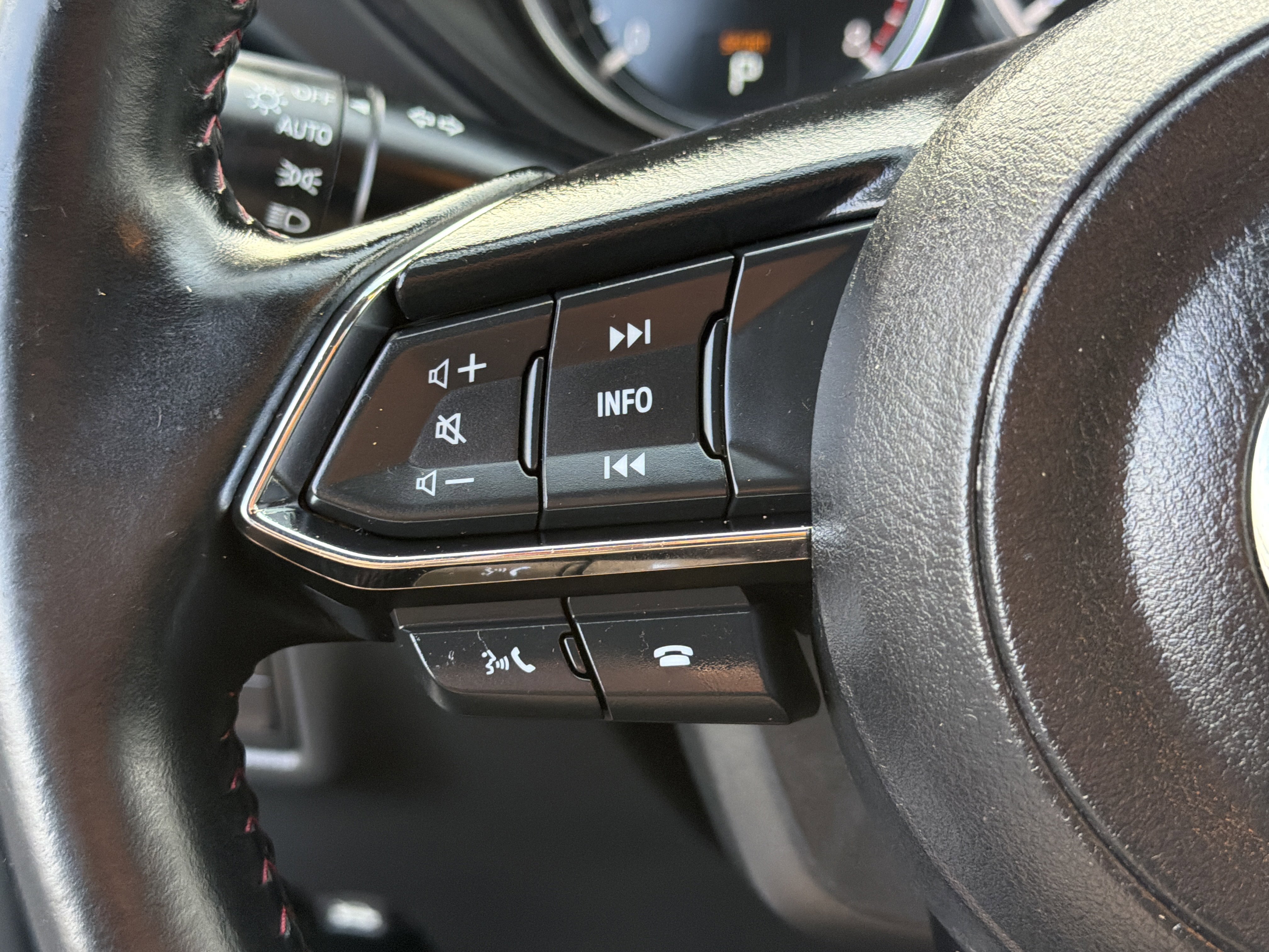 Used 2022 MAZDA CX-5 Carbon Edition image 26