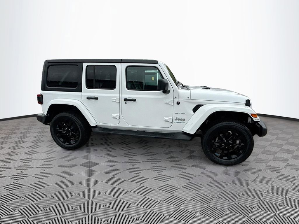 Used 2023 Jeep Wrangler Unlimited Sahara w/ Cold Weather Group image 5