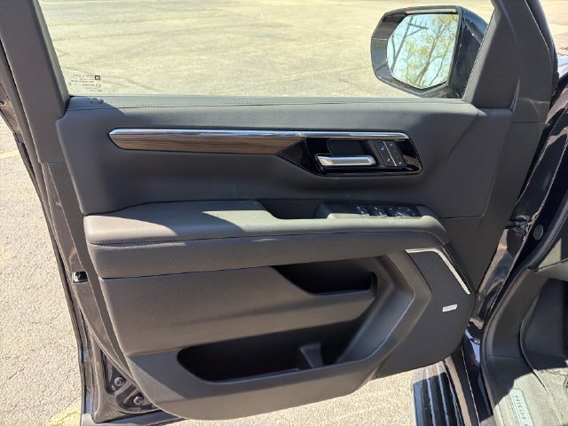 New 2026 Chevrolet Tahoe High Country w/ Sun And Tow Package AWD/4WD image 10