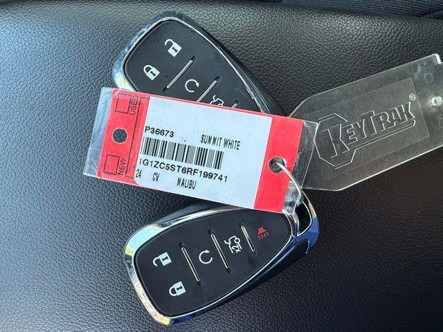 Used 2024 Chevrolet Malibu LS w/ Driver Confidence Package FWD image 17