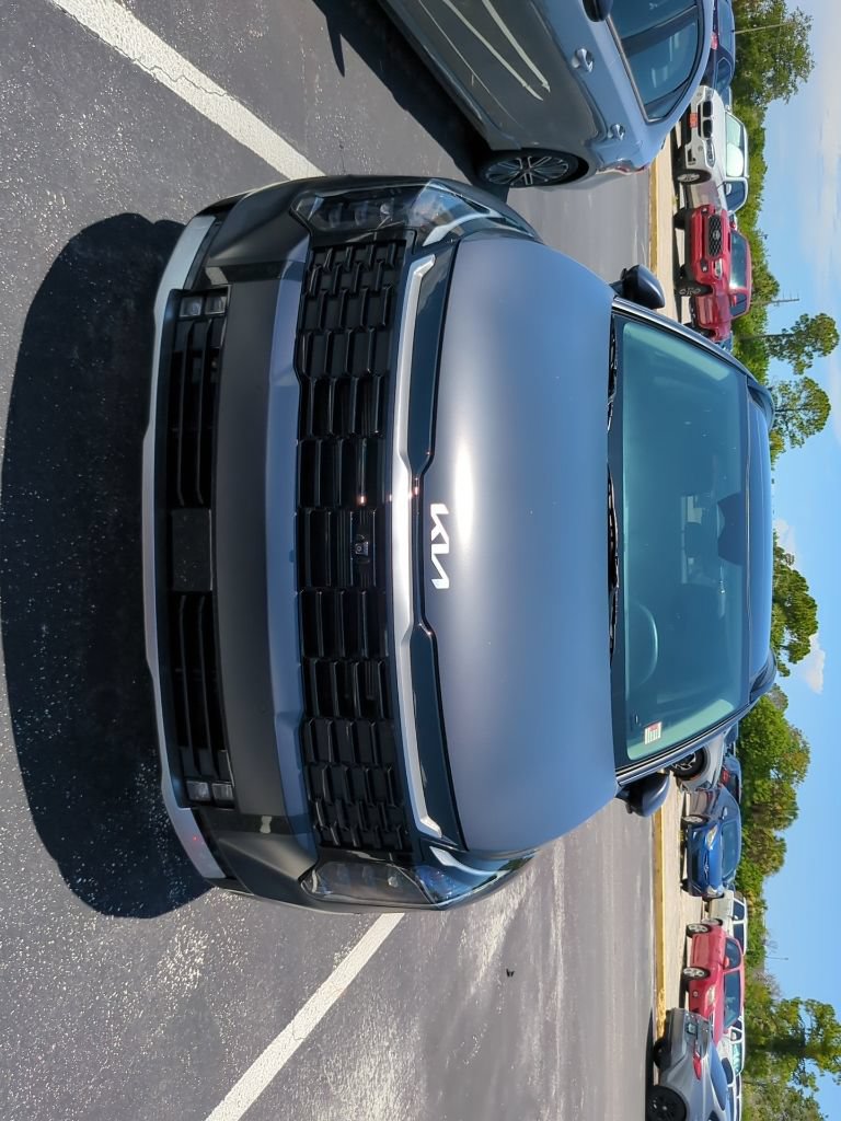 Certified 2026 Kia Sportage SX FWD image 3