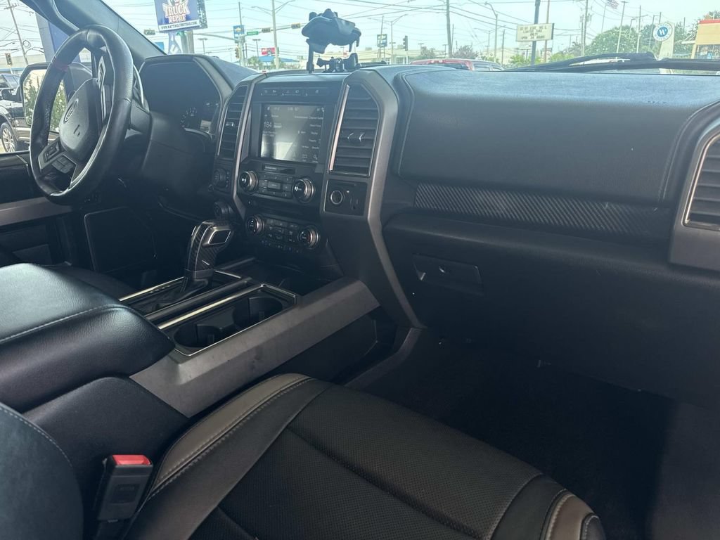 Used 2018 Ford F150 Raptor w/ Equipment Group 802A Luxury AWD/4WD image 16