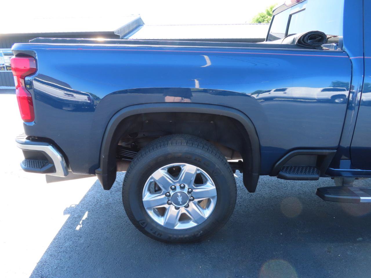 Used 2020 Chevrolet Silverado 2500 LTZ w/ LTZ Plus Package AWD/4WD image 21