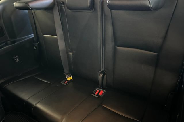 Used 2022 Toyota Highlander Limited AWD/4WD image 17