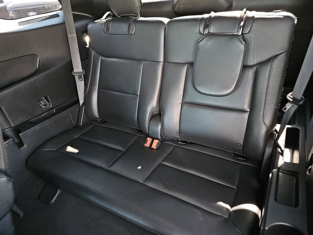 Used 2020 Ford Explorer XLT w/ Equipment Group 202A image 32