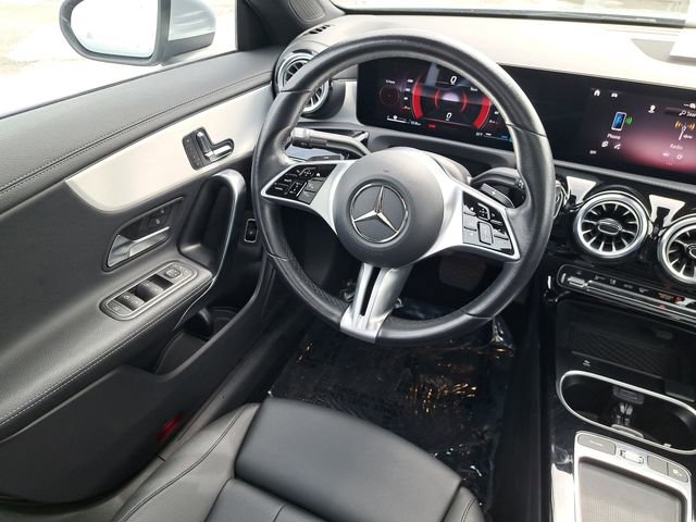 Used 2025 Mercedes-Benz CLA 250 4MATIC image 10