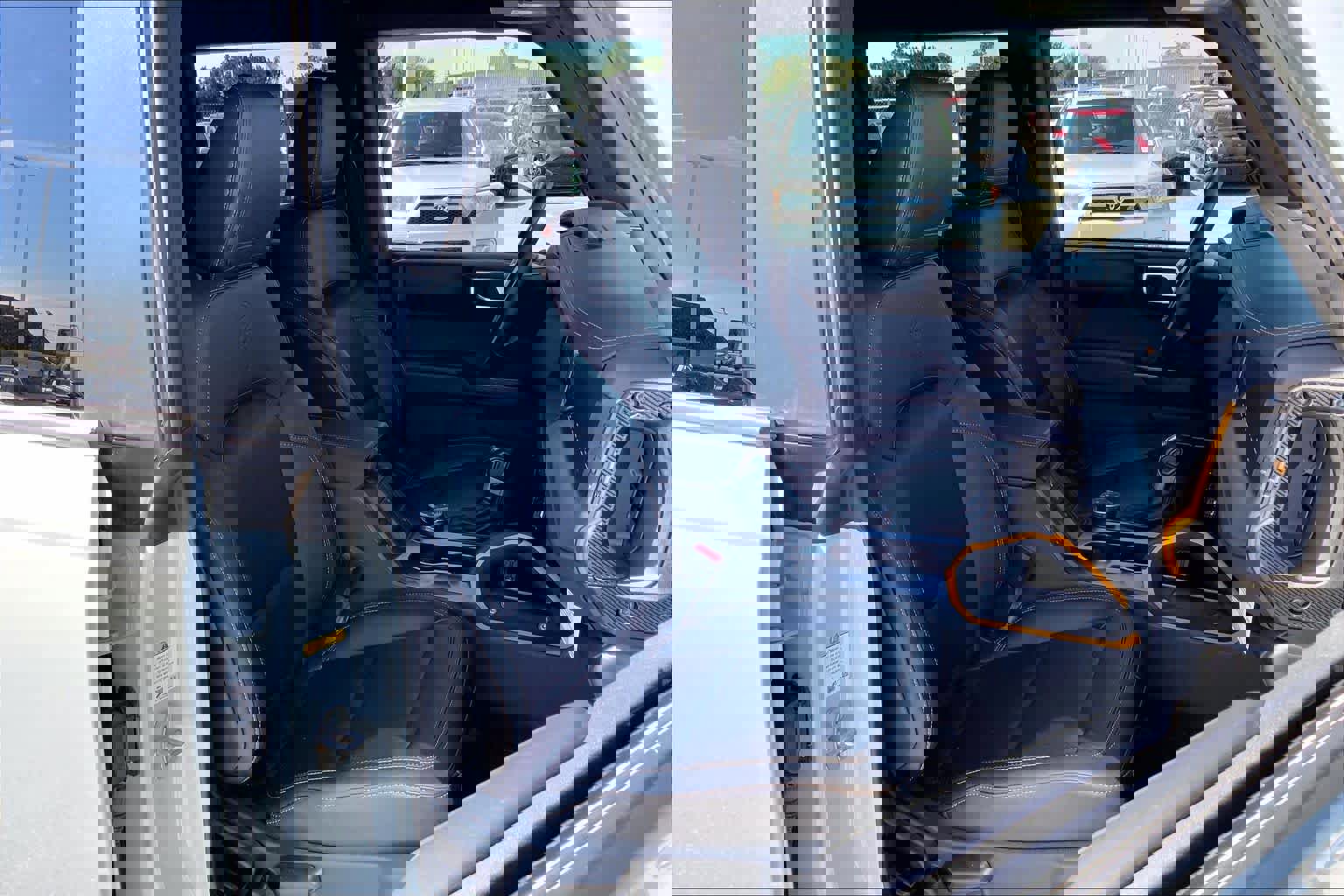 Certified 2024 Ford Bronco Badlands image 9