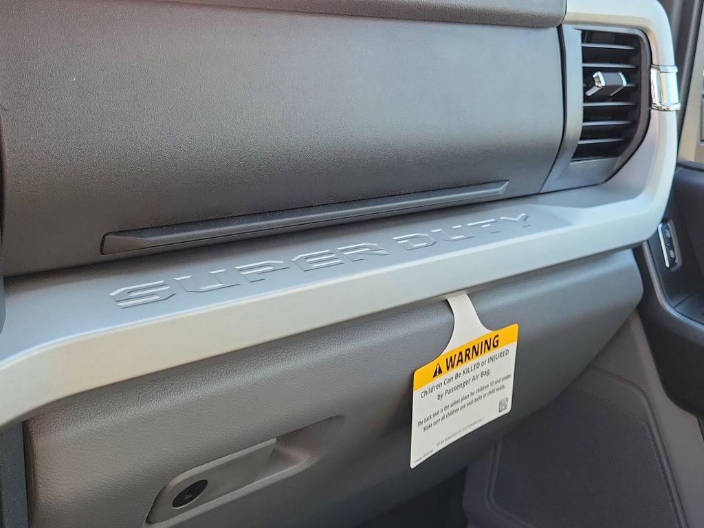 New 2026 Ford F450 XLT w/ 360-Degree Camera Package image 30