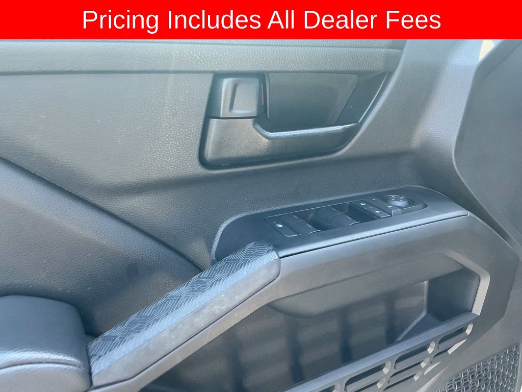 Used 2024 Toyota Tacoma SR5 RWD image 10