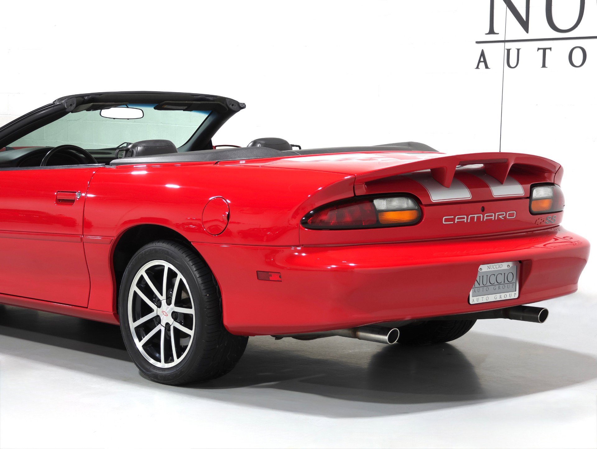 Used 2002 Chevrolet Camaro Z28 w/ SS Performance/Appearance Pkg RWD image 48