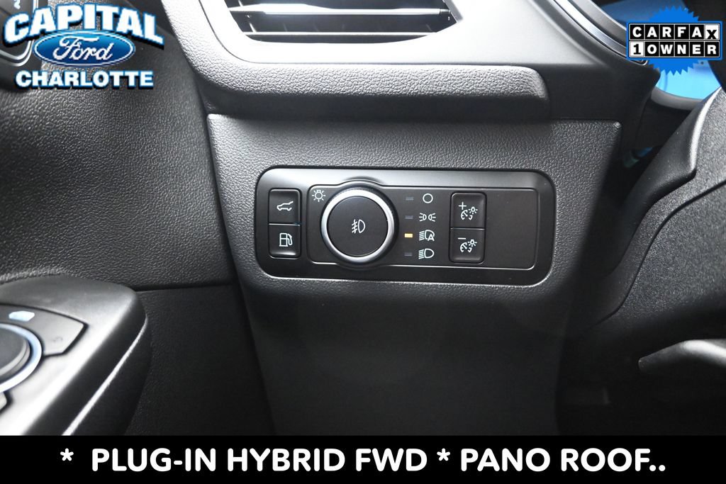 Used 2026 Ford Escape SE w/ PHEV Premium Package FWD image 18