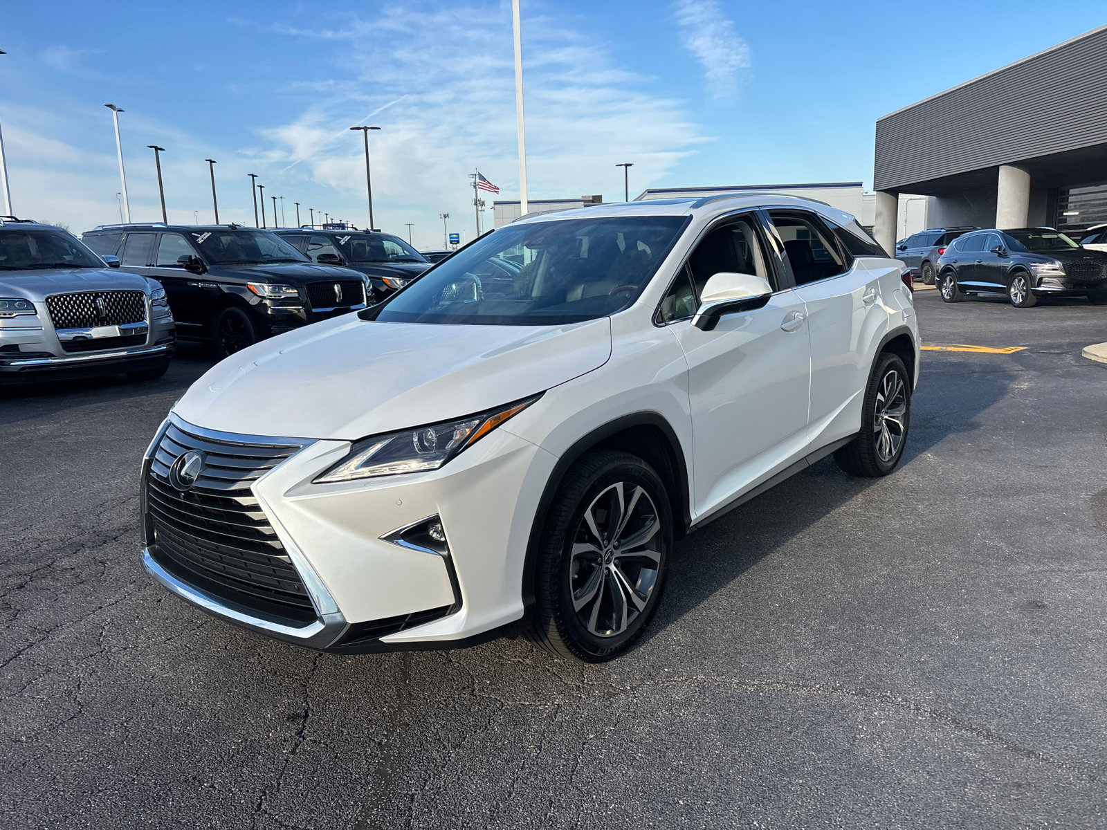 Used 2019 Lexus RX 350 AWD image 3