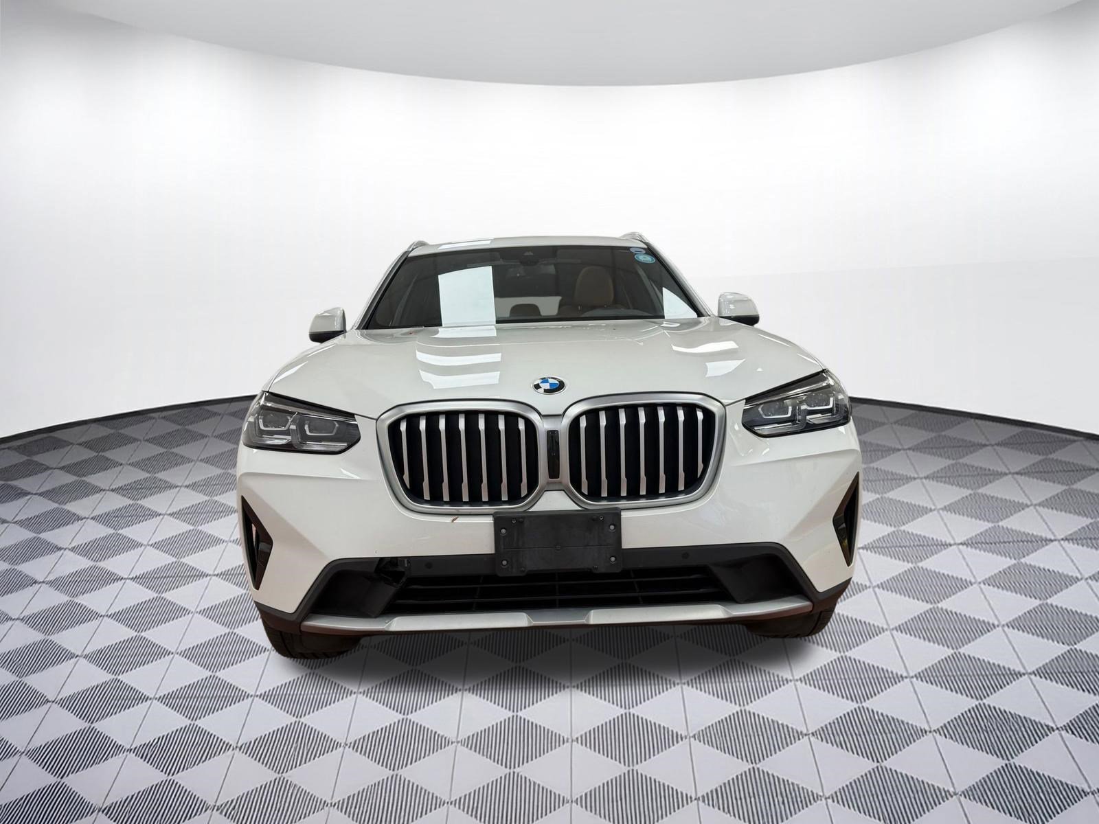 Certified 2024 BMW X3 xDrive30i w/ Premium Package w/ZPA image 4