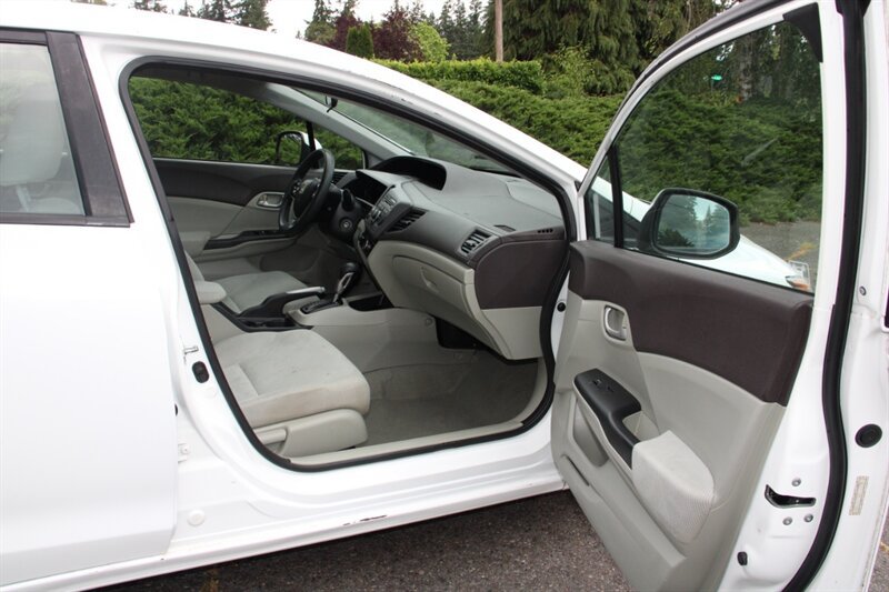 Used 2012 Honda Civic LX image 13