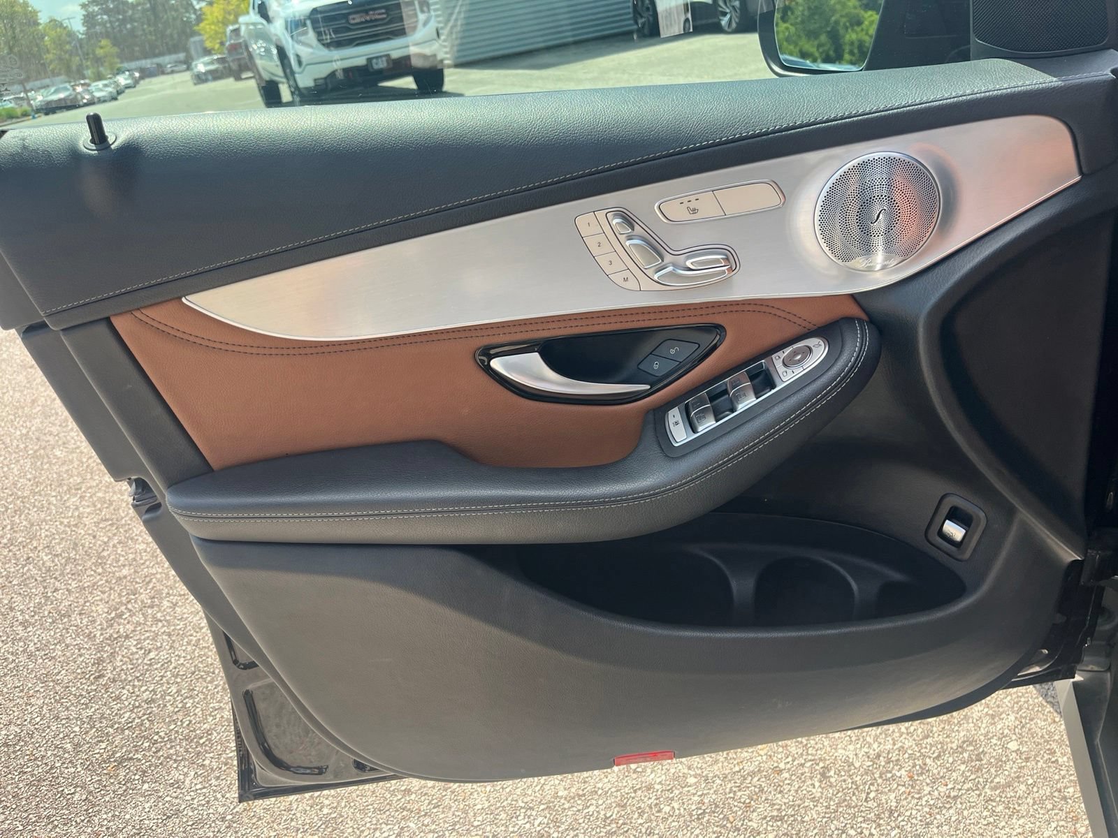 Used 2019 Mercedes-Benz GLC 43 AMG 4MATIC image 11