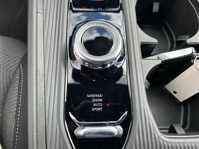 New 2026 Jeep Cherokee Laredo AWD/4WD image 3