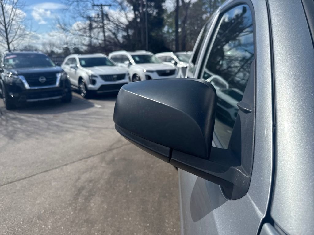 Used 2019 Toyota Tacoma SR image 38