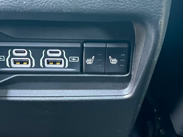 Used 2022 Jeep Grand Cherokee Trailhawk AWD/4WD image 40