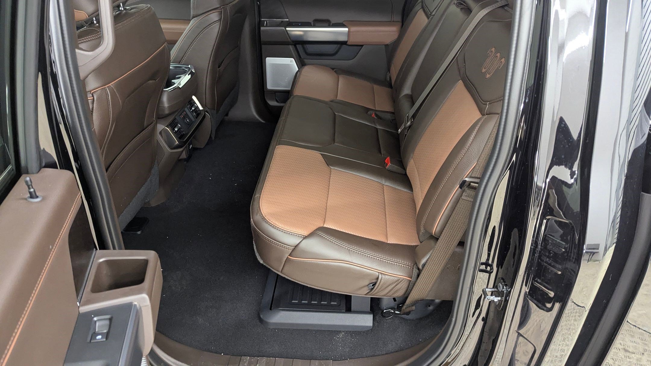 New 2026 Ford F150 King Ranch w/ Equipment Group 601A High image 13