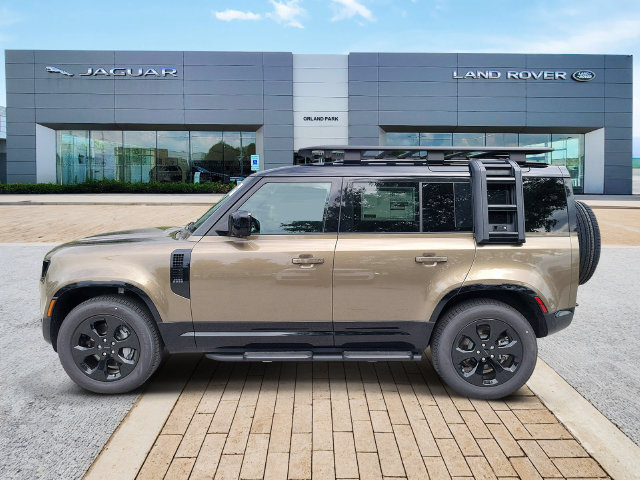 New 2026 Land Rover Defender 110 X-Dynamic SE AWD/4WD image 6