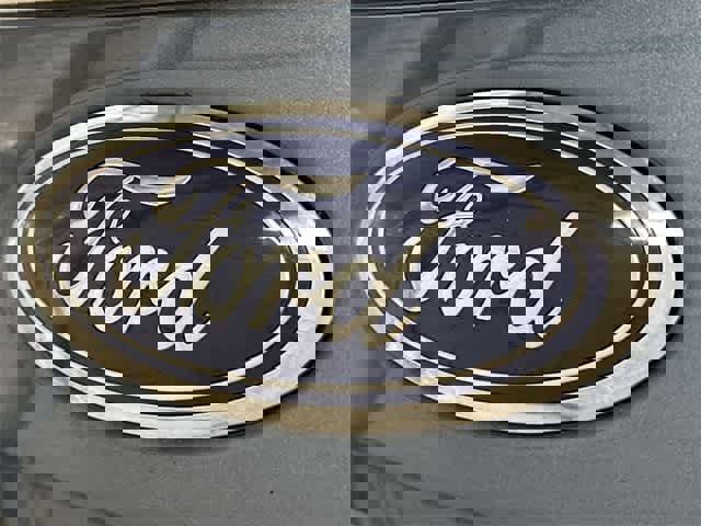 Used 2018 Ford Expedition XLT w/ Equipment Group 202A image 27