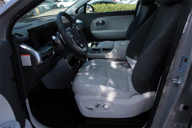 New 2026 Hyundai Ioniq 9 SE image 8