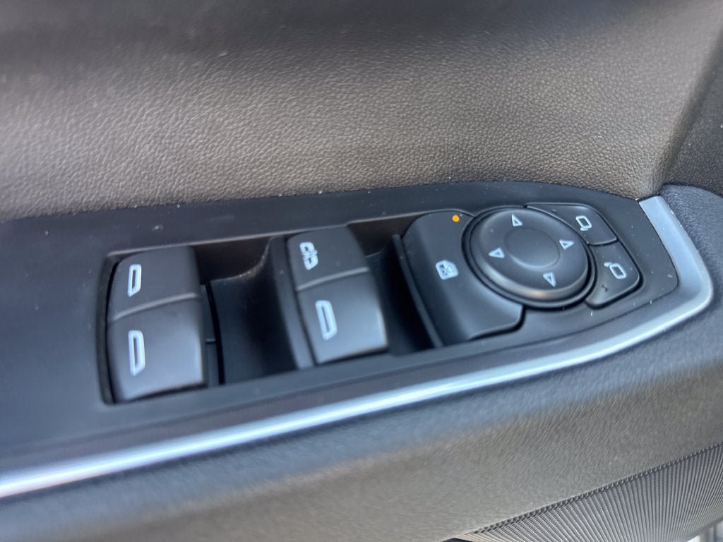 Used 2025 Chevrolet Silverado 2500 LT AWD/4WD image 19